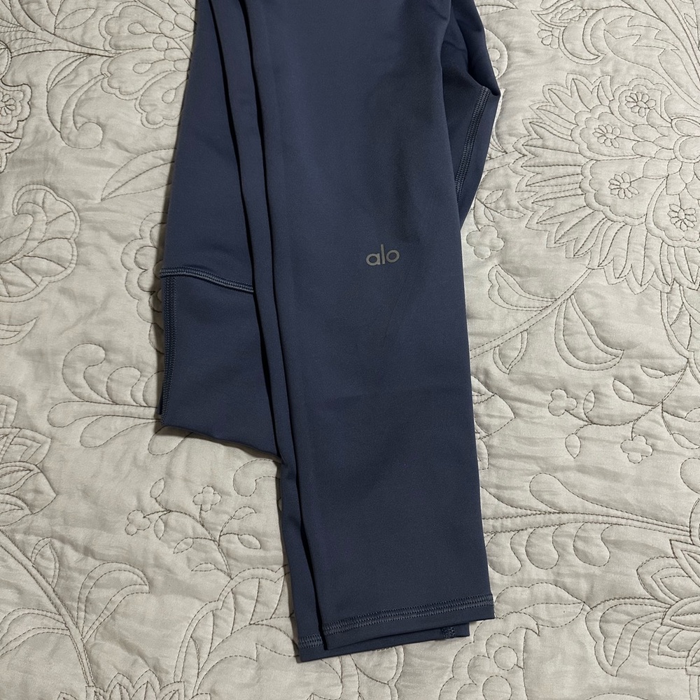 ALO Yoga Deep Blue Leggings